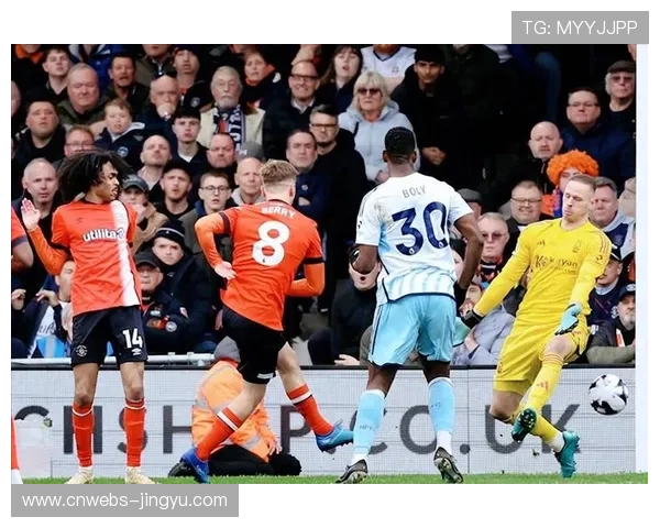 英超监管漏洞引发讨论,诺丁汉森林财务违规案成焦点